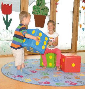 Soft Würfel 30 x 30 x 30 rot Würfeln, spielen, werfen - Kisus e.K. - Kinder, Spiel und Spaß - kindergarten, krippe, kindergartenversand, kita, krippenausstattung