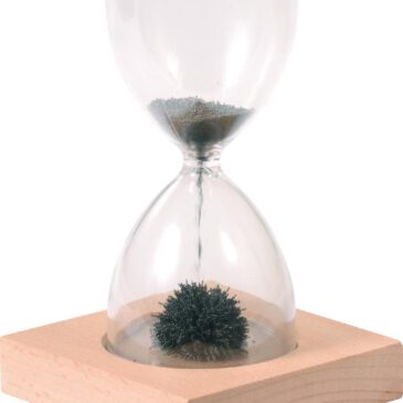 Magnet-Timer Magnetischer Sand? ... Natürlich sind es Eisenspähne, mit denen die Sanduhr gefüllt ist. - Kisus e.K. - Kinder, Spiel und Spaß - Kindergarten, kita