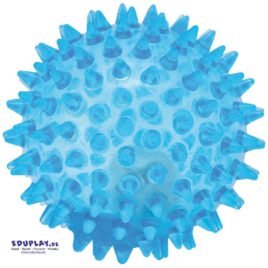 Softigelball mit Licht Das Highlight im Ballbad ... Durch Bewegung fängt der softe Igelball für ca. 10 Sekunden an zu blinken. Ein Multitalent zum Spielen, für die Sinneserfahrung oder für die Therapie. Kisus e.K. - Kinder, Spiel und Spaß