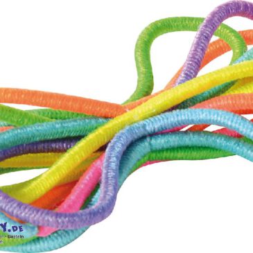 Fingerschnur Märchenhaft schimmernde Fäden ... Mit der geschlossenen Schnur und den Fingern können geschickte Kids eine Vielzahl verschiedener Figuren knüpfen - Kisus e.K. - Kinder, Spiel und Spaß