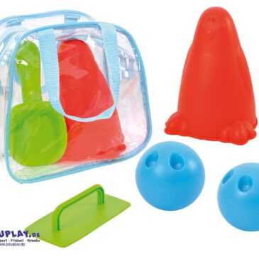 Sandbowling Buddeln, bauen, bowlen ... Mit diesem Set haben Sie alles für die Sandbowling-Bahn: Mit Hilfe des Schäufelchens werden die Seehundformen mit Sand gefüllt und als Sandkegel aufgestellt. Die Kelle sorgt für eine ebene Spielfläche. Die Kugeln werden mit Sand oder Wasser gefüllt los geht der Kegelspaß - Kisus e.K. - Kinder, Spiel und spaß - Kindergarten, kita, kiga, kindergartenbedarf, sandkasten