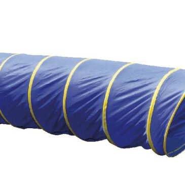 Kriechtunnel Blau 175 Der Kriechtunnel mit Plopp ... Plopp und der Kriechtunnel hat sich dank Federmechanismus auf seine gesamte Länge enthaltet. Durch zwei Klettlaschen ist er schnell wieder platzsparend aufgeräumt (ca. 5cm breit). Er besitzt einen 25 cm breiten transparenten PVC-Streifen (phthalatfrei) der das Innere des Tunnels erhellt. Kinder brauchen sich also nicht fürchten, denn man kann nach außen sehen. Für Garten, Schwimmbad, Strand bestens geeignet.