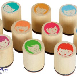 Emotionsstempel - Fröhlich, traurig, überrascht ... Anhand der Mimik drücken die Holzstempel-Motive zehn verschiedene Emotionen von Jungs und Mädchen aus. Daraus lässt sich z. B. ein Launometer für die Zimmertüre basteln um zu sagen: "Ich bin fröhlich - komm herein!" oder: "Ich bin wütend - lass mich allein!