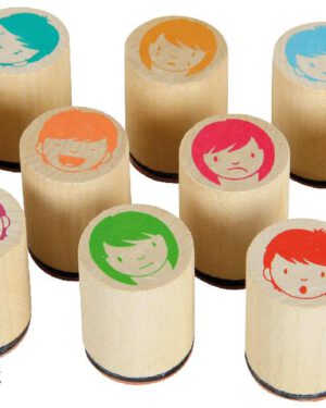Emotionsstempel - Fröhlich, traurig, überrascht ... Anhand der Mimik drücken die Holzstempel-Motive zehn verschiedene Emotionen von Jungs und Mädchen aus. Daraus lässt sich z. B. ein Launometer für die Zimmertüre basteln um zu sagen: "Ich bin fröhlich - komm herein!" oder: "Ich bin wütend - lass mich allein!