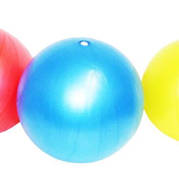 Softbälle 3er Set Beliebter Klassiker der sogar in die Hosentasche passt ... Aufgeblasen wird der PE-Softball mit dem beiliegendem Röhrchen, Durchmesser 23 cm. Besonders geeignet für Kinder, die noch Angst vor dem Ball haben