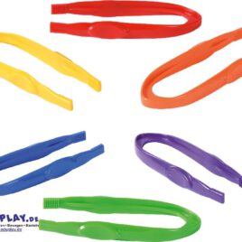 Pinzetten 12er Set Zum achtsamen Aufnehmen und Platzieren ... Kinder dürfen oder möchten nicht alles anfassen. Mit den robusten Pinzetten können beispielsweise Brennnesselblätter abgezupft und in einer Becherlupe abgelegt werden. So bleibt das lästige Kribbeln an den Fingern erspart und zugleich wird die Feinmotorik geschult. Auch für Sortier- und Zählspiele geeignet. Zum besseren Greifen sind die Enden der Pipetten gerillt. Inhalt: 2 x 6 Stück in Gelb, Orange, Grün, Rot, Blau, Violett. - Kisus e.K. - Kinder, Spiel und Spaß - FAch-Großhandel für Kindergarten, KITA, Hort und Schule