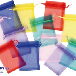 Bunte Organzabeutel 12er Set Kleine Geschenke schnell verpackt Super praktisch sind diese Beutelchen mit Satinband: kleine Geschenke und Mitbringsel sind darin blitzschnell hübsch verpackt. Die wiederverschließbaren Organzabeutel sind mehrfach verwendbar. Auch zum Sortieren und Aufbewahren von Perlen, Münzen, Edelsteinen, Bonbons und vielem mehr. - Kisus e.K. - Kinder, Spiel und Spaß - Fachgroßhandel für Kindergartenbedarf, Spielwaren und Bastelbedarf