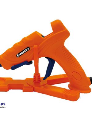 Klebepistole Schneller Helfer zum Basteln, Dekorieren und Reparieren Die Heißklebepistole ist ideal zum dauerhaften Verkleben von Holz, Plastik, Schaumstoff, Textilien, Karton, Kacheln, Keramik und auch unförmigen Objekten wie Tannenzapfen, runden Styroporkugeln ... Der Heißkleber kann auch zum Verschließen und Abdichten von Löchern eingesetzt werden oder dort, wo man sonst zum Befestigen bohren müsste. Die zu verklebenden Teile werden nach dem Auftragen innerhalb von 15-20 Sekunden zusammengefügt, nach 30 Sekunden beginnt der Kleber abzubinden und ist - je nach aufgetragener Stärke - innerhalb einer Minute ganz fest. In der Halterung mit Tropfschale ist die Klebepistole stets griffbereit und kann darin nach Gebrauch abkühlen.