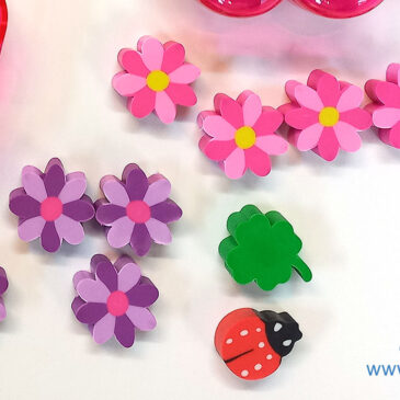 Radiergummiset Blumen Motiv: Blumen, Marienkäfer, Kleeblatt - Kisus - Kinder, Spiel und Spaß - Foto Florian Schmilinsky, urheberrechtlich geschuetzt