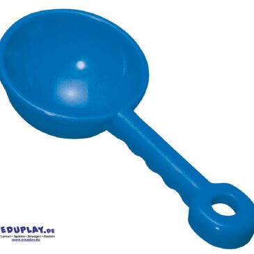 Schöpfkelle Blau Wasser schöpfen oder Sand buddeln ... Die robuste Schöpfkelle ist perfekt zum Buddeln, Schaufeln und Bauen von Sandbergen und Türmen. Auch Wasser lässt sich damit schöpfen und transportieren, z. B. um Wasserbahnen zu befüllen. Mit ihrem praktischen Loch zum Aufhängen.